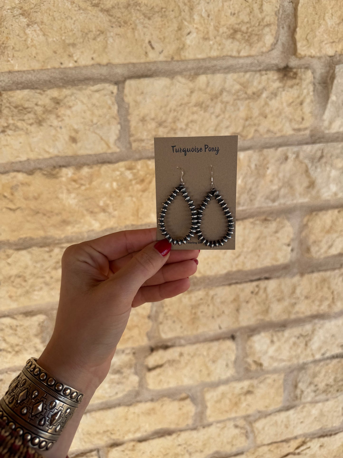 Navajo Peal Disk Hoops