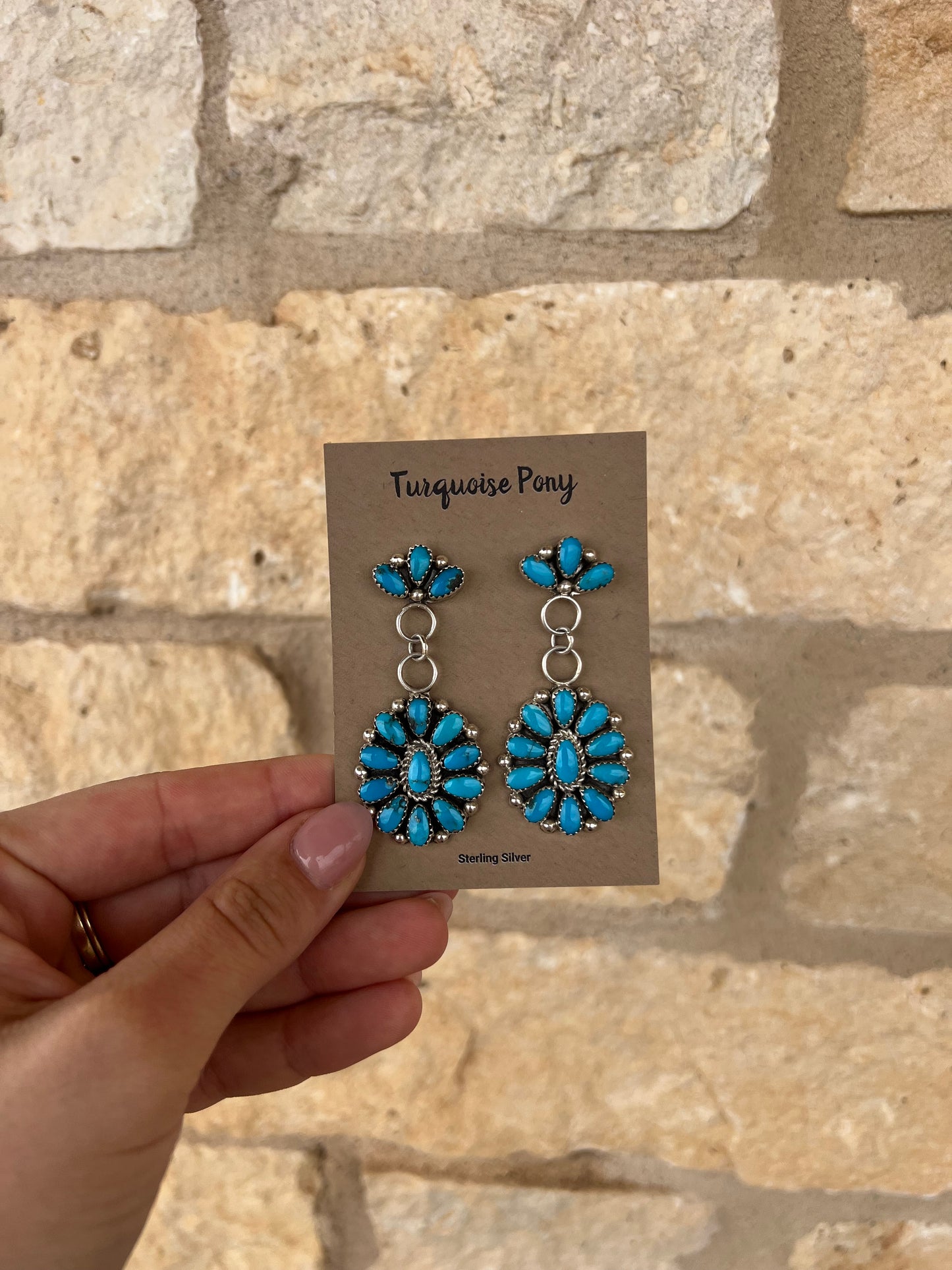Cluster Dangles