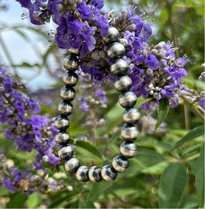 10mm Kya Navajo Pearl Bracelet
