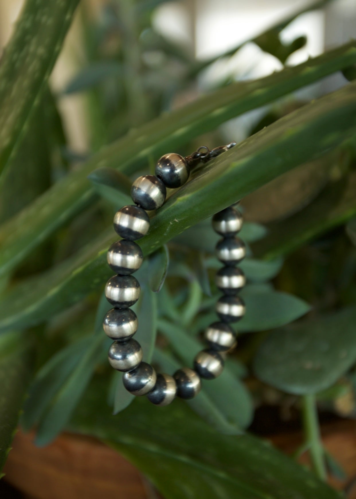 8mm Navajo Pearl Bracelet
