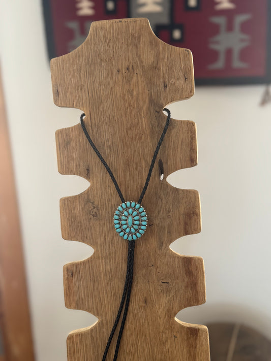 Turquoise Cluster Bolo