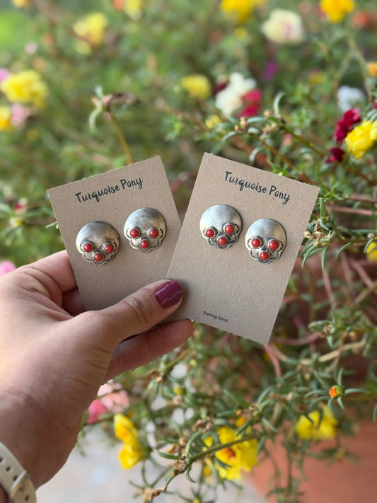 Molly Studs