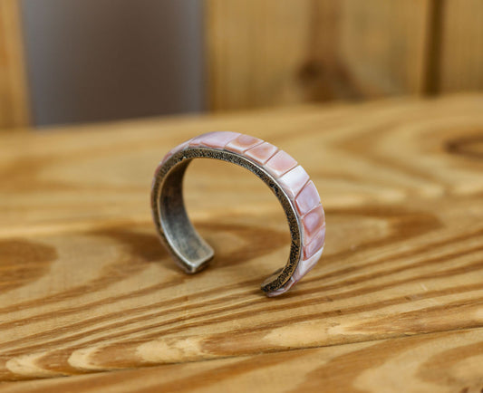 Conch Cobble Stone Bracelet