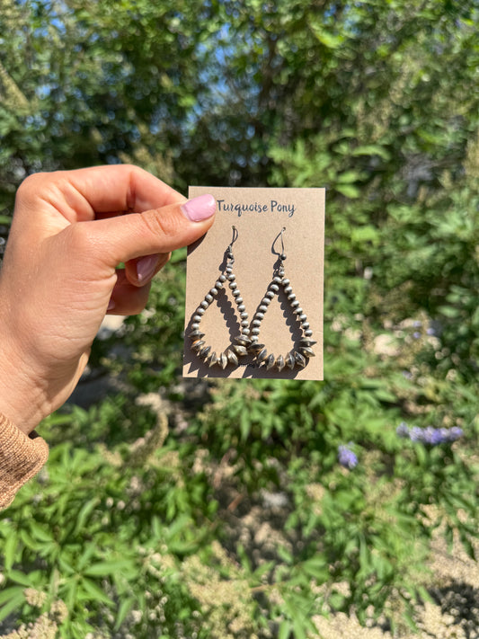 Lily Navajo Pearl Dangles